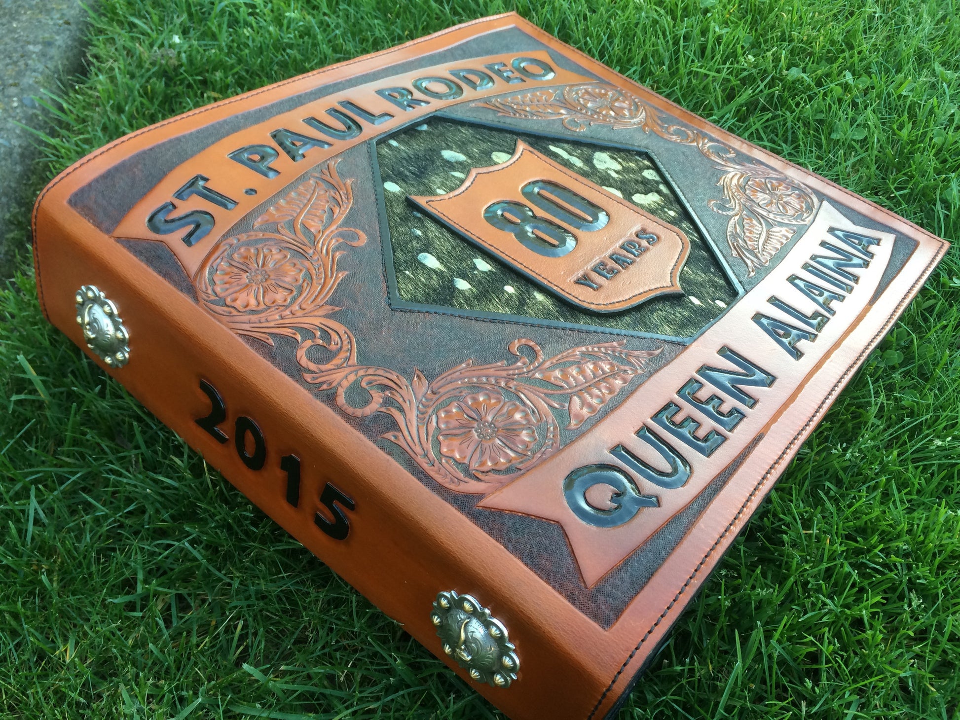 Custom Order Leather Scrapbook - Pistol Annie's Boutique