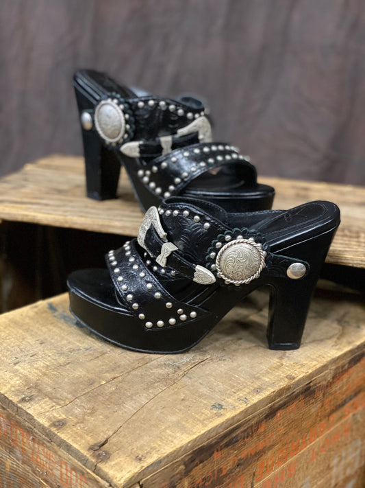 Spur the Moment - Pistol Annie's Boutique
