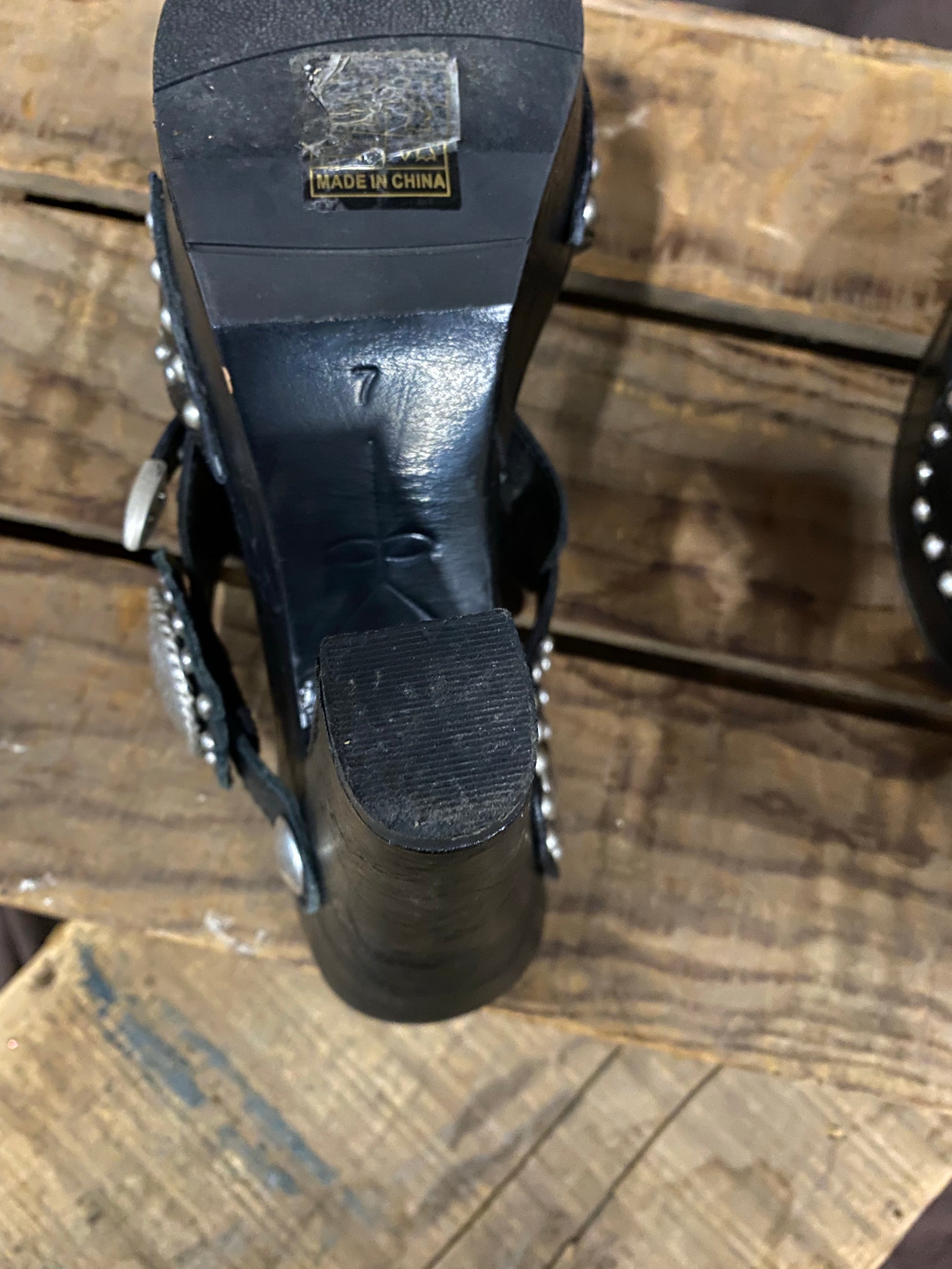 Spur the Moment - Pistol Annie's Boutique